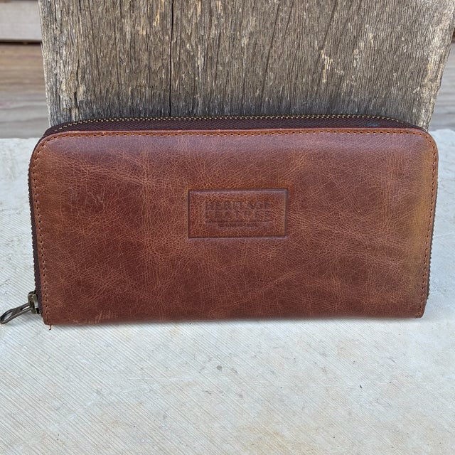 新品未使用　LUXURY MATERIAL HERITAGE WALLET 新品未開封】LUXURY MATERIAL HERITAGE WALLET Off-White Heritage