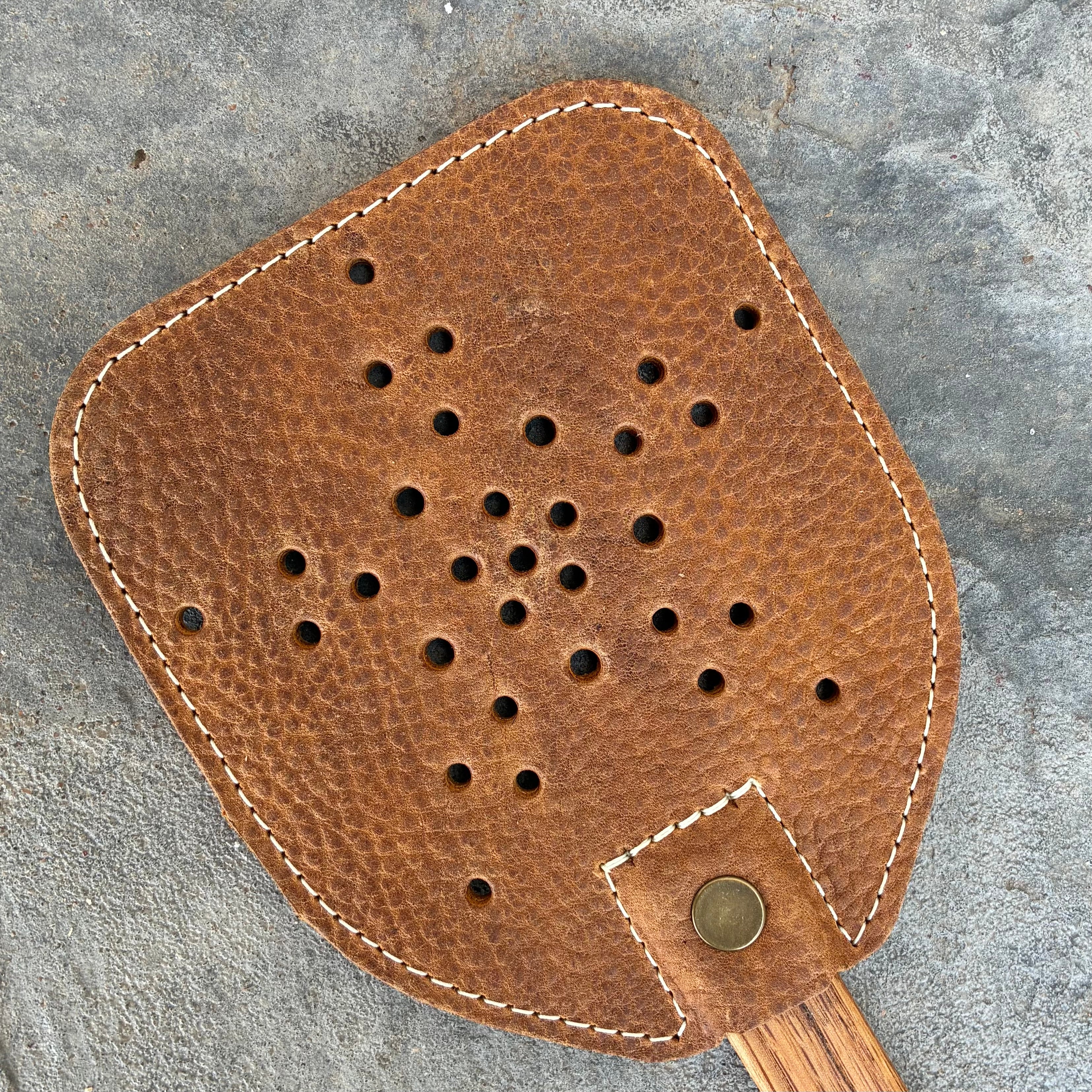 Heritage Leather Flyswatter - Thumbnail 2
